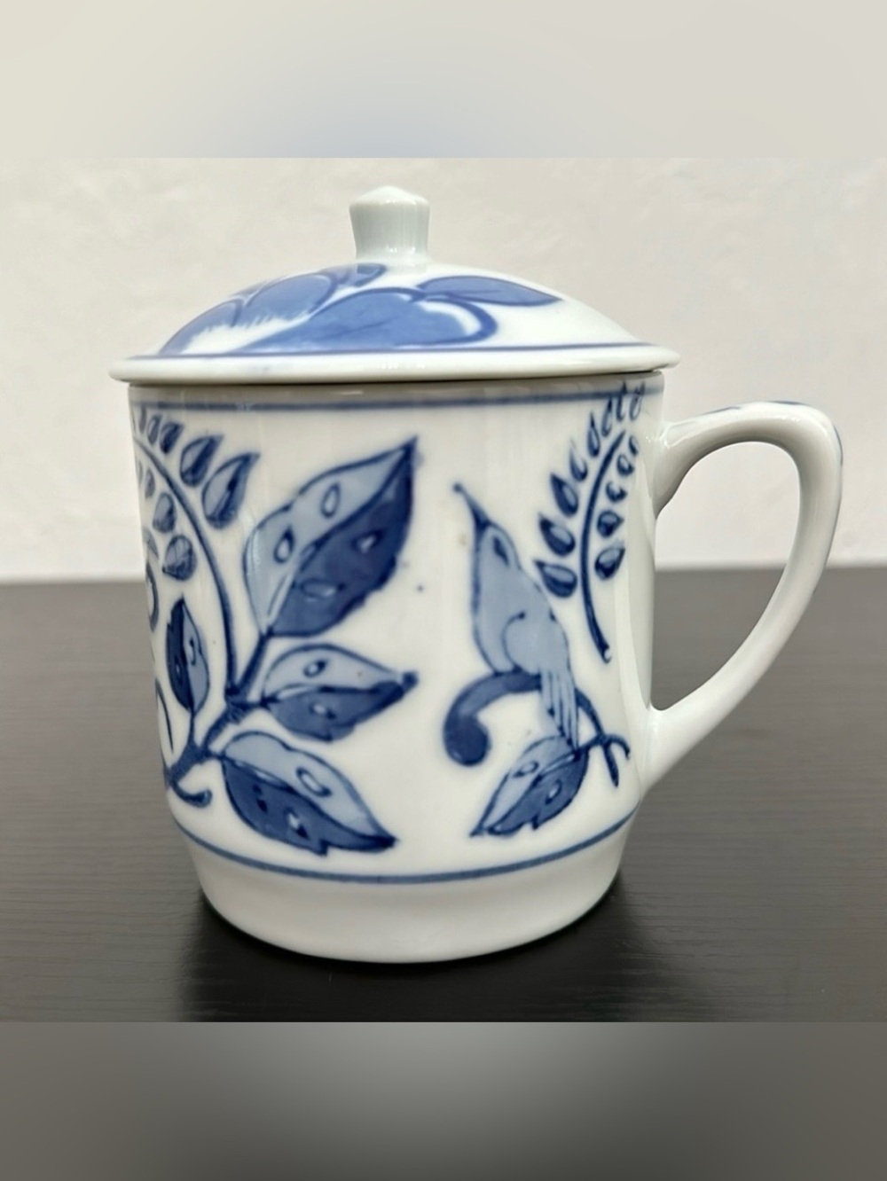 IDG Vintage Porcelain Lidded Floral Bird Design Blue & White Tea Coffee Cup